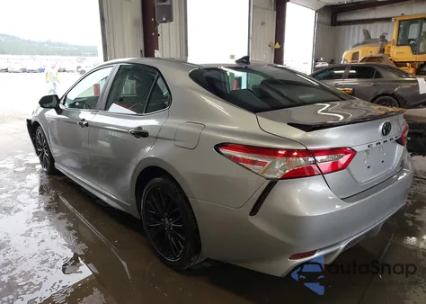 2020 Toyota Camry Se Nightshade Edition Awd z USA, uszkodzony, nr VIN 4T1G11BK2LU018802